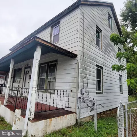209 E High St, Elkton, MD 21921 photo 2