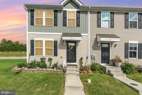 5 Marsh Ln, Elkton, MD 21921