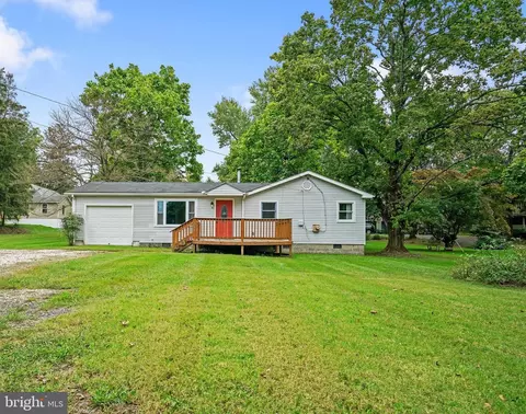 208 E Thomas Ave, North East, MD 21901