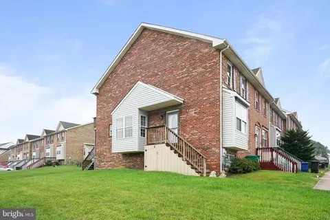 2 Kina Ct, Elkton, MD 21921