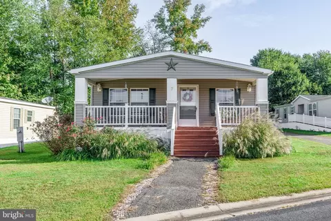 7 King Richard Dr, Elkton, MD 21921
