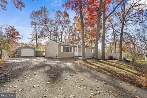 1 Lexington Ct, North East, MD 21901