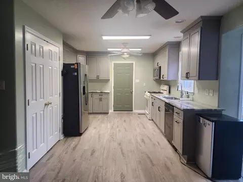 16 Jesse Boyd Cir, Elkton, MD 21921 photo 7