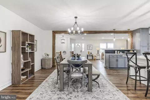 16 Pinewood Rd, Earleville, MD 21919