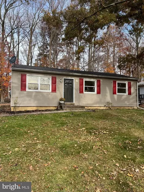 112 W Village Rd, Elkton, MD 21921