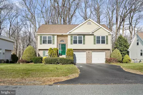 5 Heather Ct, Elkton, MD 21921