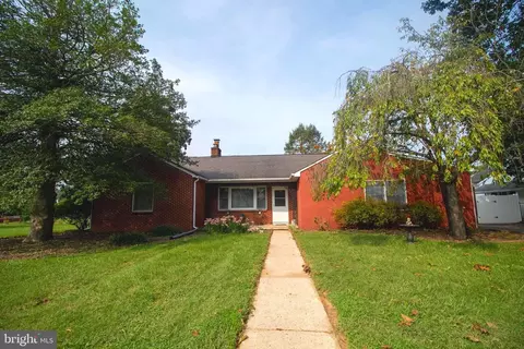 101 Hermitage Dr, Elkton, MD 21921