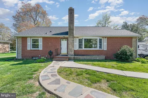 105 Park Cir, Elkton, MD 21921