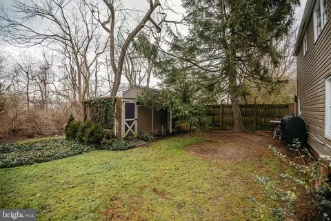 Exterior - 2805 Oldfield Point Rd, Elkton, MD 21921 photo 5 of 6