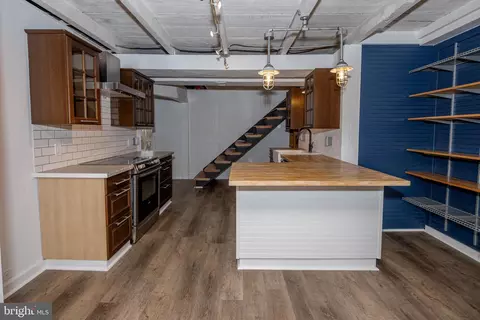 Kitchen - 2805 Oldfield Point Rd, Elkton, MD 21921 photo 3 of 4