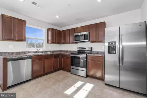 8 Azalea Cir, Elkton, MD 21921 photo 9