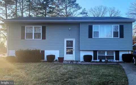 3 Upland Ct, Elkton, MD 21921