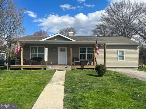 110 Howard St, North East, MD 21901