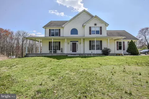72 Mars Ave, Elkton, MD 21921