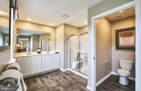 Bath - 21 Country Living Rd, Elkton, MD 21921 photo 1 of 3