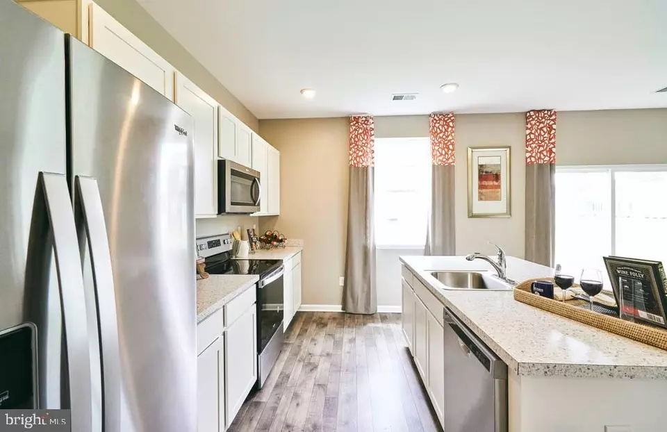 Kitchen - 21 Country Living Rd, Elkton, MD 21921 photo 3 of 4