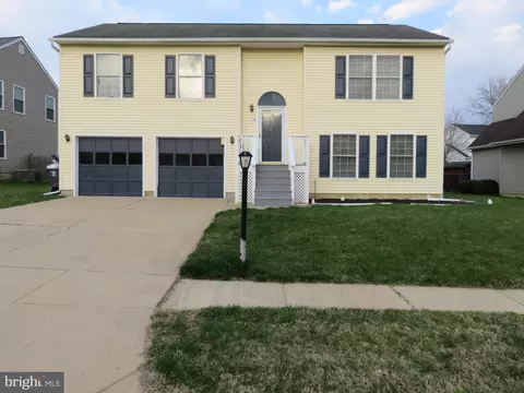 16 Stirrup Dr, Elkton, MD 21921