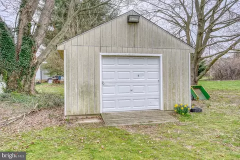 Exterior - 29 Augusta Dr, Elkton, MD 21921 photo 8 of 10
