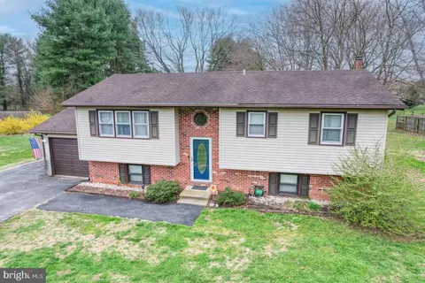 Exterior - 29 Augusta Dr, Elkton, MD 21921 photo 2 of 10