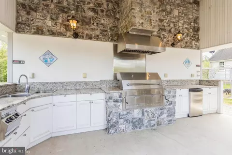 Kitchen - 304 Christopher Rd, Warwick, MD 21912 photo 13 of 15