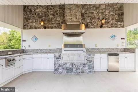 Kitchen - 304 Christopher Rd, Warwick, MD 21912 photo 15 of 15