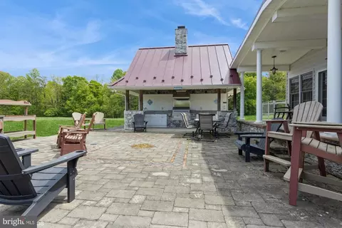 Exterior - 304 Christopher Rd, Warwick, MD 21912 photo 6 of 28