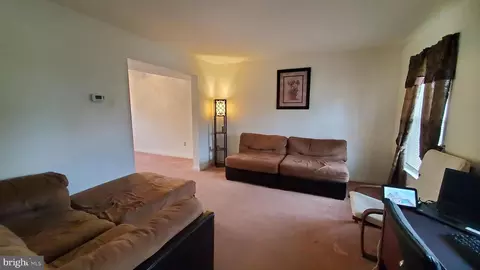 Living - 368 Willow Dr, Elkton, MD 21921 photo 6 of 6