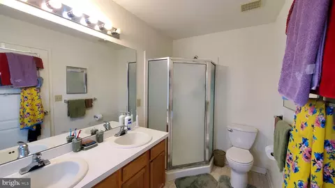 Bath - 368 Willow Dr, Elkton, MD 21921 photo 3 of 4