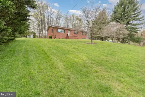 19 Sheryl Dr, Elkton, MD 21921