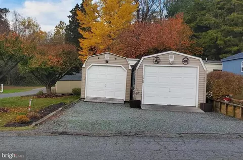 227 Arapho Cir #GLEN 8, Earleville, MD 21919