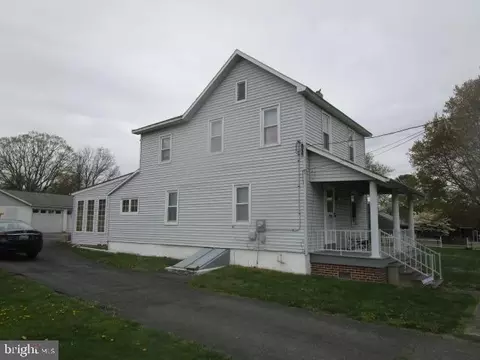 49 Hilltop Rd, Elkton, MD 21921 photo 2