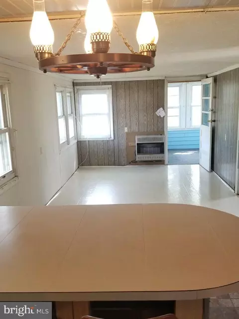 37 Holly St, Earleville, MD 21919 photo 4