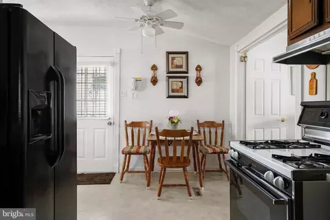 Kitchen - 9 Cherry Ln, Elkton, MD 21921 photo 2 of 2
