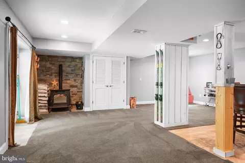 Entry Way - 109 Nicholas Dr, Elkton, MD 21921 photo 6 of 8