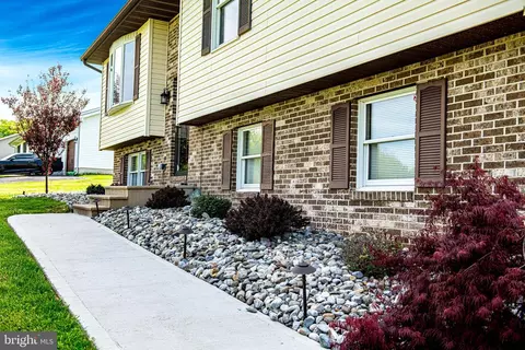 Exterior - 58 Skyline Dr, Conowingo, MD 21918 photo 3 of 18