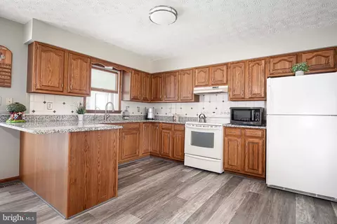 Kitchen - 58 Skyline Dr, Conowingo, MD 21918 photo 1 of 2