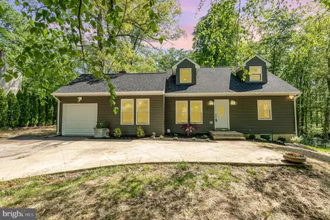 120 Kirkcaldy Dr, Elkton, MD 21921