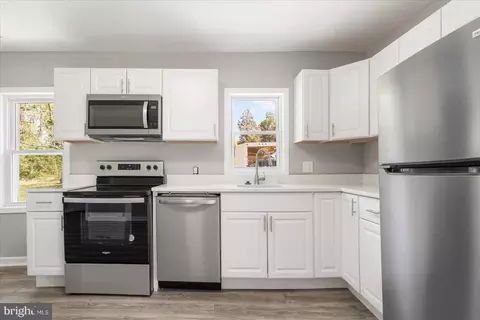 Kitchen - 61 Boddy Ln, Conowingo, MD 21918 photo 2 of 5