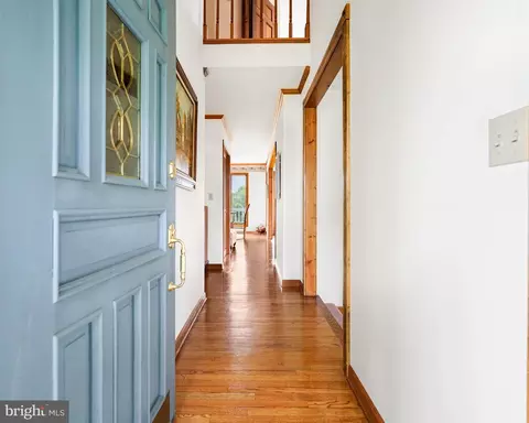 Entry Way - 4 Bay Cir, Earleville, MD 21919 photo 1 of 5