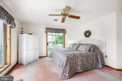 Bedroom - 4 Bay Cir, Earleville, MD 21919 photo 6 of 6