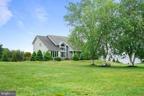 4 Bay Cir, Earleville, MD 21919
