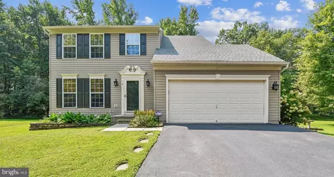 12 Green Brier Ct, North East, MD 21901