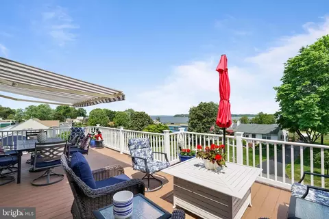 Exterior - 60 Circle Dr, Earleville, MD 21919 photo 3 of 8
