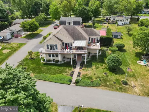 View/Area - 60 Circle Dr, Earleville, MD 21919 photo 1 of 10