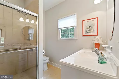 Bath - 60 Circle Dr, Earleville, MD 21919 photo 3 of 4