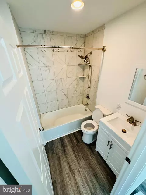 Bath - 863 E Old Philadelphia Rd, Elkton, MD 21921 photo 1 of 2