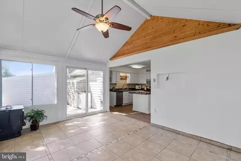 Entry Way - 31 Sandy Run Ln, Elkton, MD 21921 photo 1 of 2