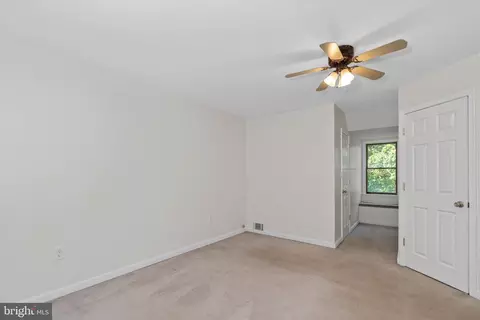 Bedroom - 31 Sandy Run Ln, Elkton, MD 21921 photo 3 of 5