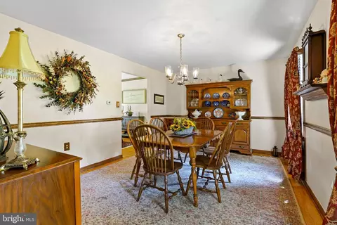 Dining - 18 Appleton Acres Ct, Elkton, MD 21921 photo 1 of 4