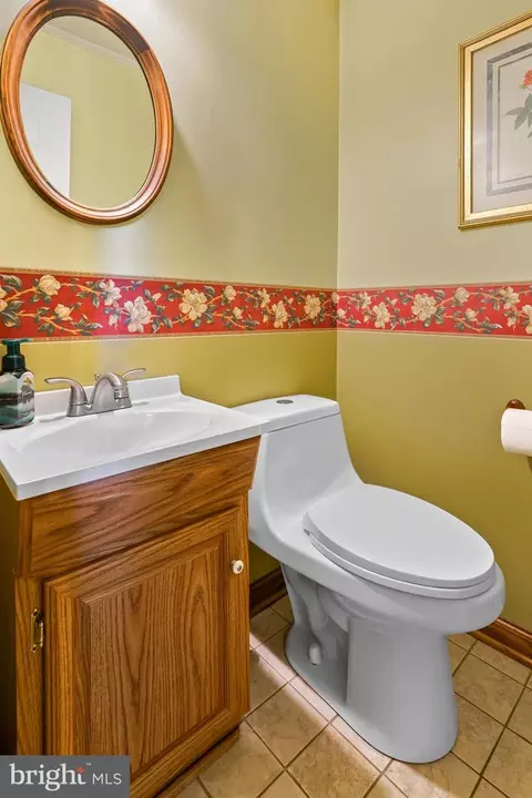 Bath - 18 Appleton Acres Ct, Elkton, MD 21921 photo 1 of 2
